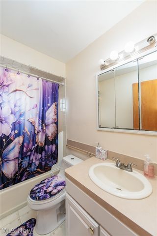 325 E 244th Street, Euclid, OH 44123