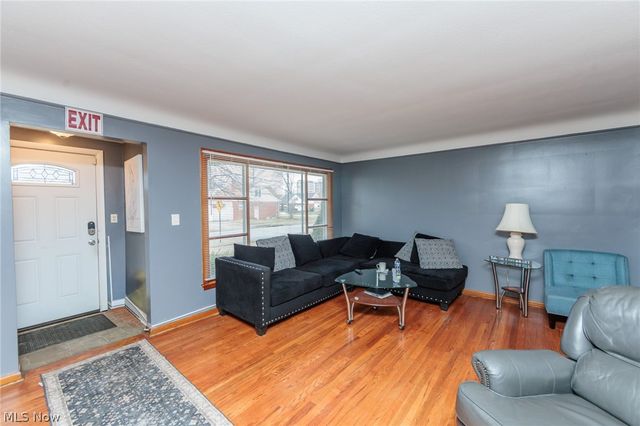 325 E 244th Street, Euclid, OH 44123