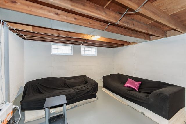 325 E 244th Street, Euclid, OH 44123