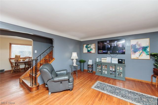 325 E 244th Street, Euclid, OH 44123