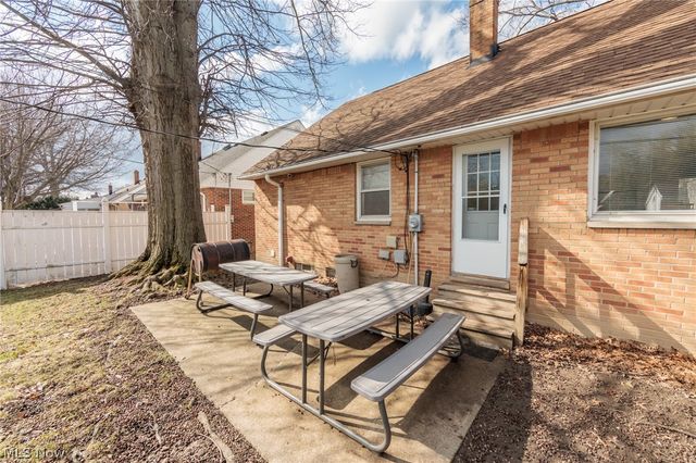 325 E 244th Street, Euclid, OH 44123