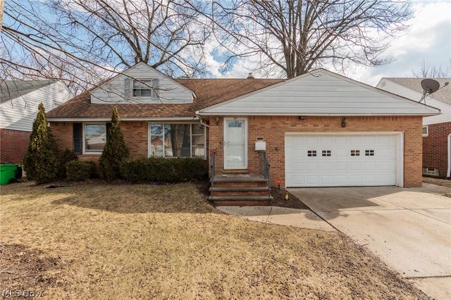325 E 244th Street, Euclid, OH 44123