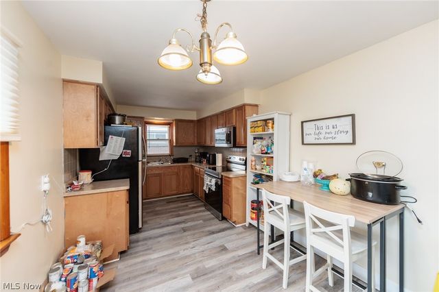 325 E 244th Street, Euclid, OH 44123