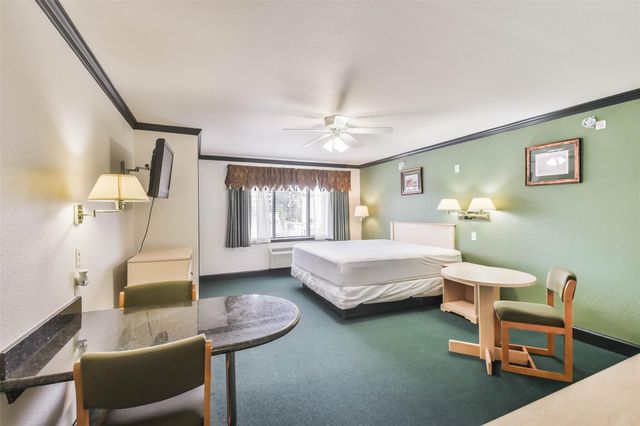 1025 Swanson Street 308, Houston, TX 77030