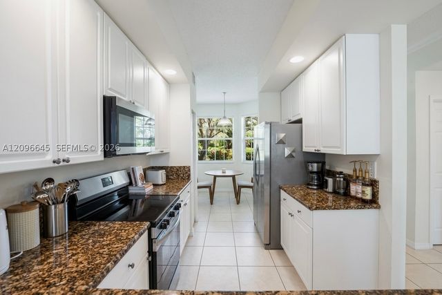 26 Royal Palm Way 304, Boca Raton, FL 33432