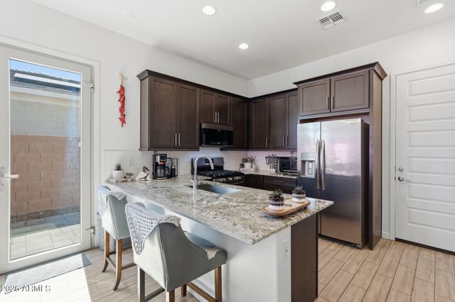 3937 W ESTES Way, Laveen, AZ 85339