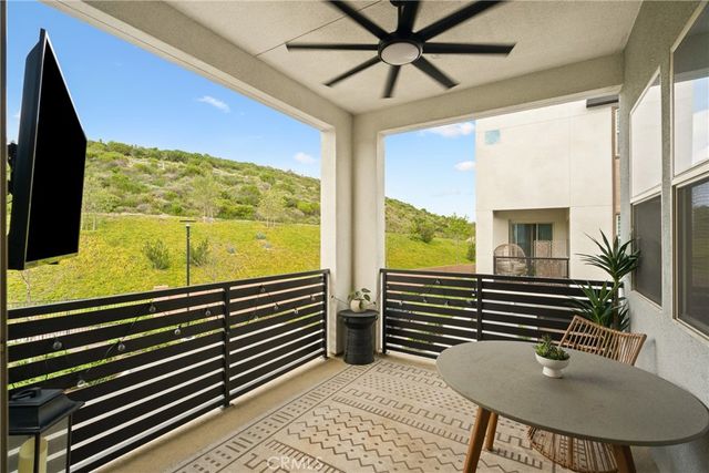 888 Poppy Ct, Montebello, CA 90640