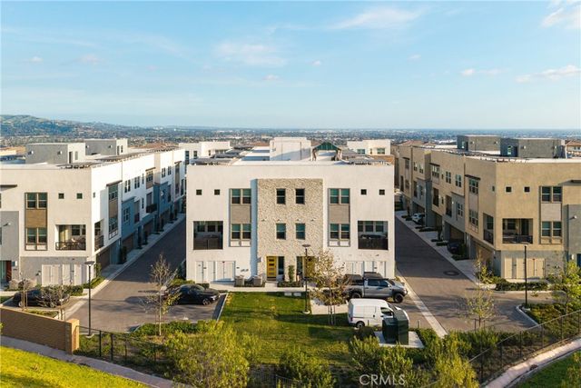 888 Poppy Ct, Montebello, CA 90640