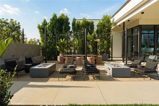 888 Poppy Ct, Montebello, CA 90640