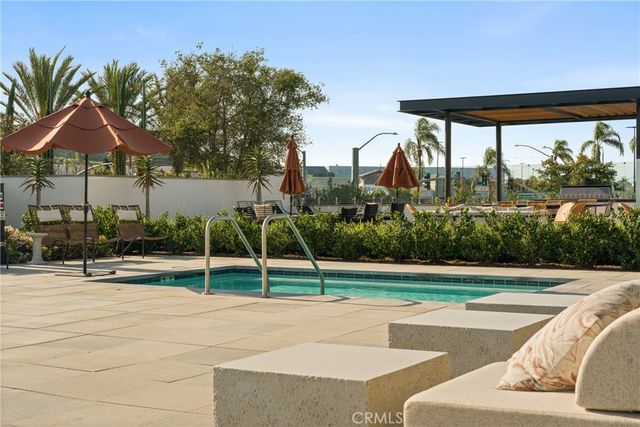 888 Poppy Ct, Montebello, CA 90640