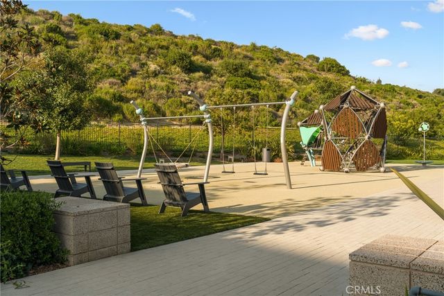 888 Poppy Ct, Montebello, CA 90640