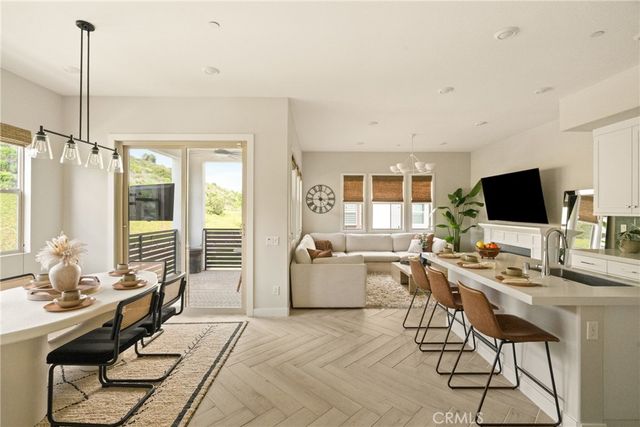 888 Poppy Ct, Montebello, CA 90640