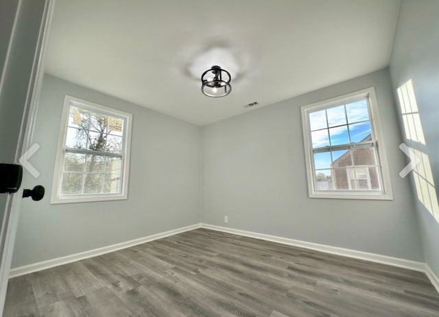 1303 Saturn Dr, Nashville, TN 37217