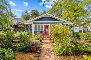 621 SW 14th Ter, Fort Lauderdale, FL 33312