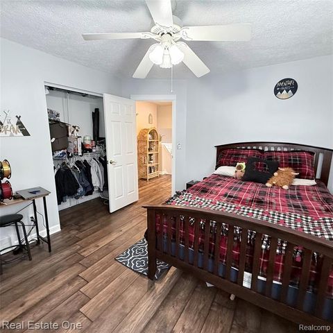 444 Riddle Street, Howell, MI 48843