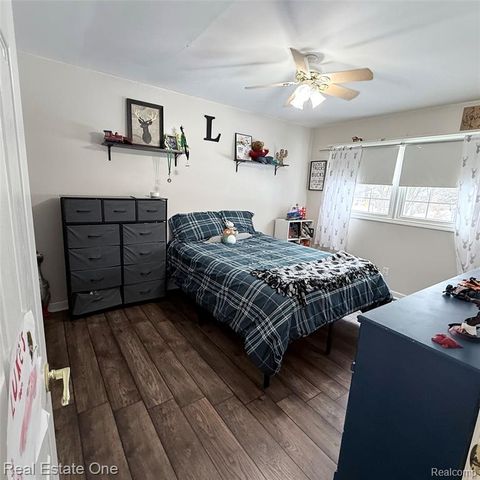 444 Riddle Street, Howell, MI 48843