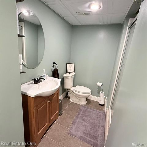 444 Riddle Street, Howell, MI 48843