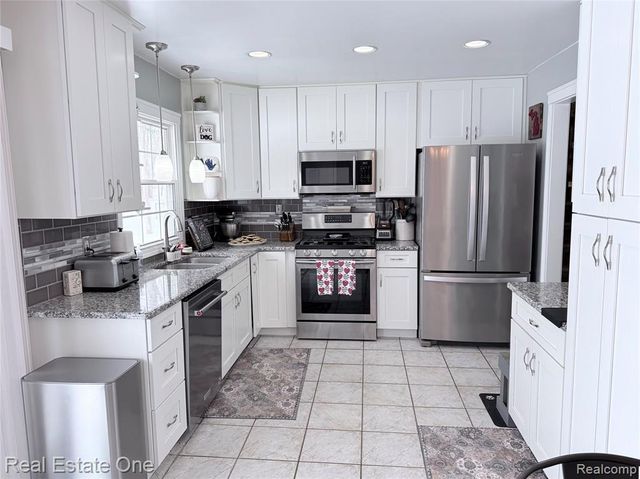 444 Riddle Street, Howell, MI 48843