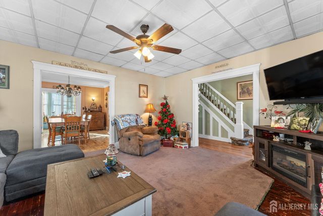 405 Madison Avenue, Dunellen, NJ 08812