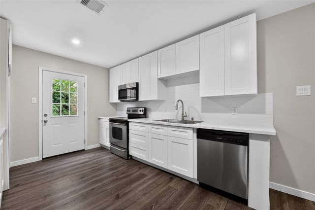 4803 Pebble Brook Street, Baytown, TX 77521