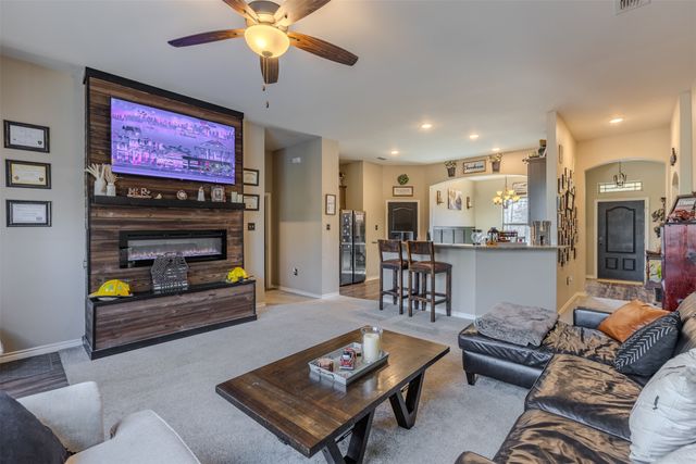 8676 State Highway 19, Edgewood, TX 75117