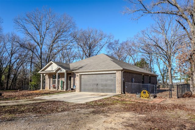 8676 State Highway 19, Edgewood, TX 75117