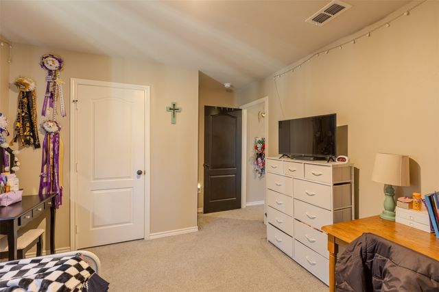 8676 State Highway 19, Edgewood, TX 75117