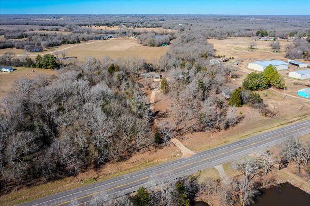 8676 State Highway 19, Edgewood, TX 75117