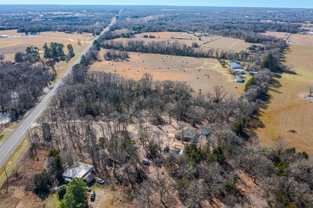 8676 State Highway 19, Edgewood, TX 75117