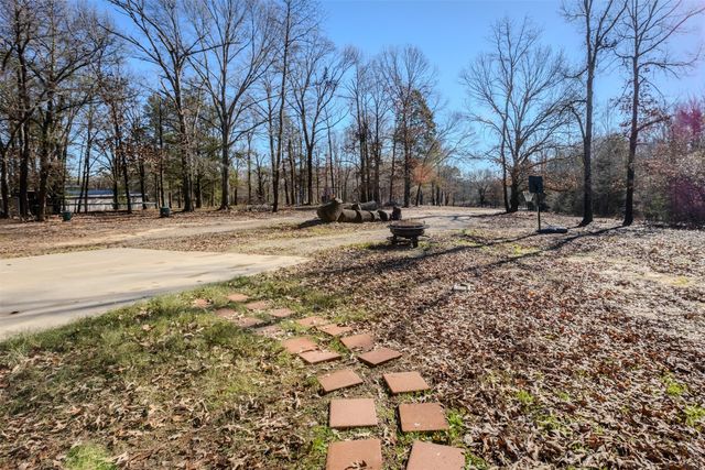 8676 State Highway 19, Edgewood, TX 75117