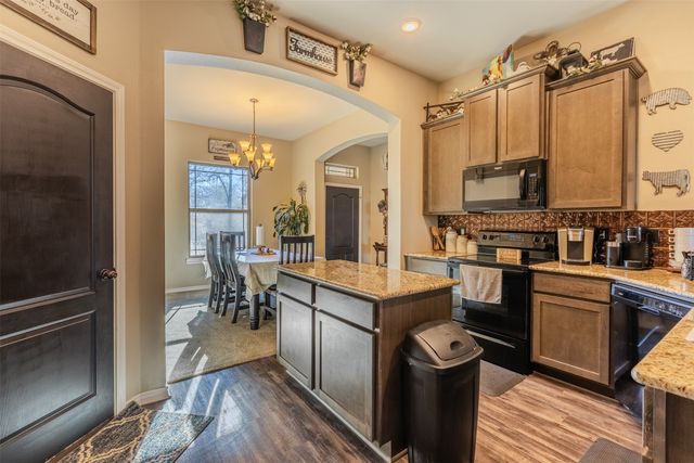 8676 State Highway 19, Edgewood, TX 75117