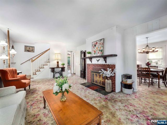 544 Abbott Avenue, Ridgefield, NJ 07657