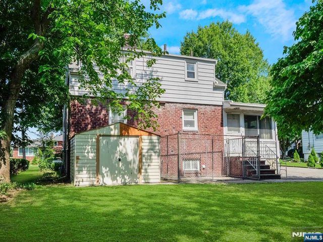 544 Abbott Avenue, Ridgefield, NJ 07657