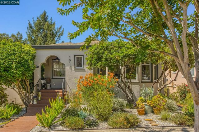 1917 Tiffin Rd, Oakland, CA 94602