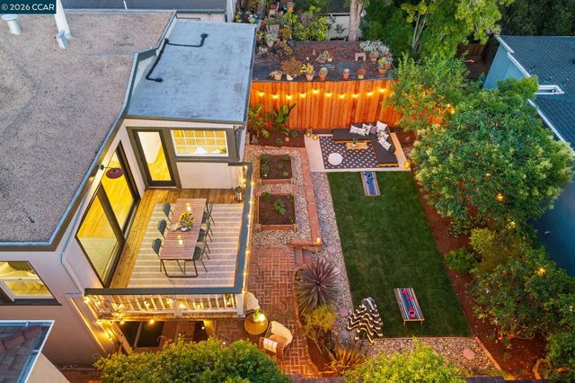 1917 Tiffin Rd, Oakland, CA 94602