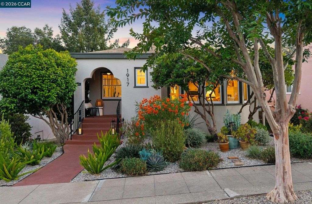 1917 Tiffin Rd, Oakland, CA 94602