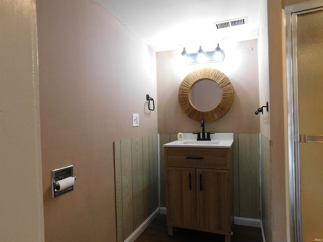 14455 E 100 S, Akron, IN 46910