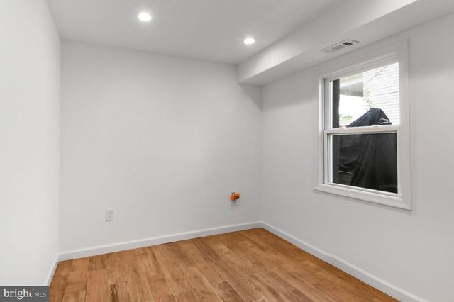 561 45TH ST NE, Washington, DC 20019
