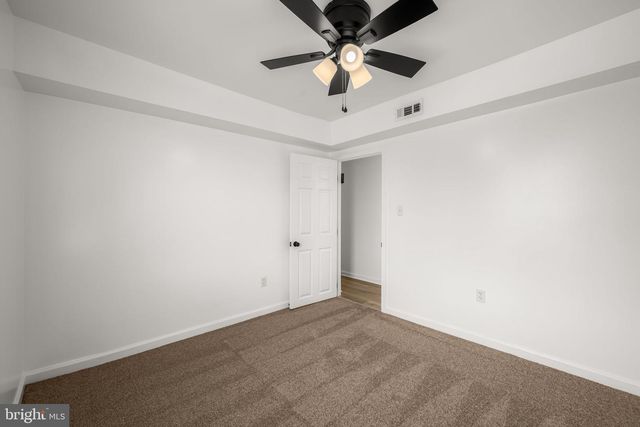 204 MACE AVE, Essex, MD 21221