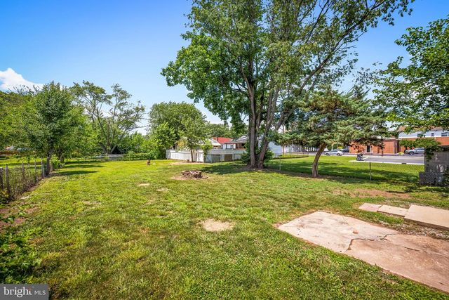 204 MACE AVE, Essex, MD 21221