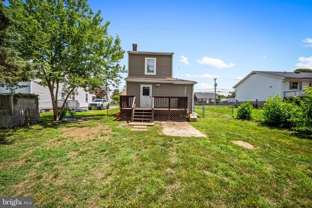 204 MACE AVE, Essex, MD 21221