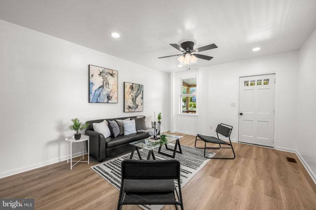 204 MACE AVE, Essex, MD 21221