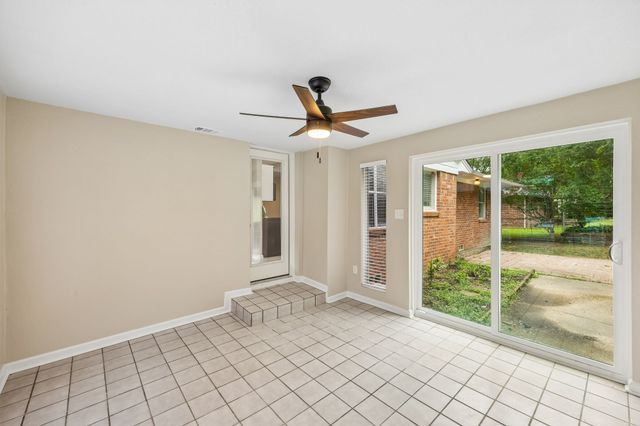 636 Kessler Boulevard, Sherman, TX 75092