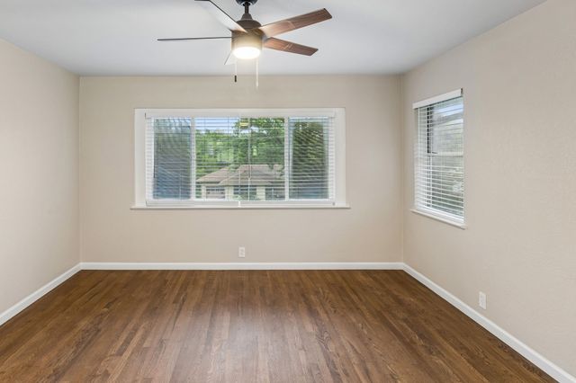 636 Kessler Boulevard, Sherman, TX 75092