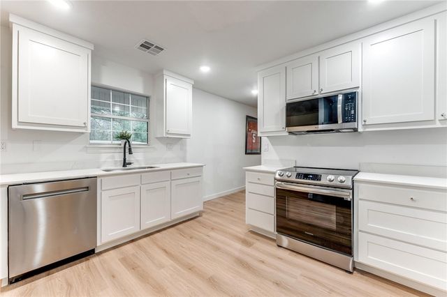 10286 N Highway 265, Fayetteville, AR 72701