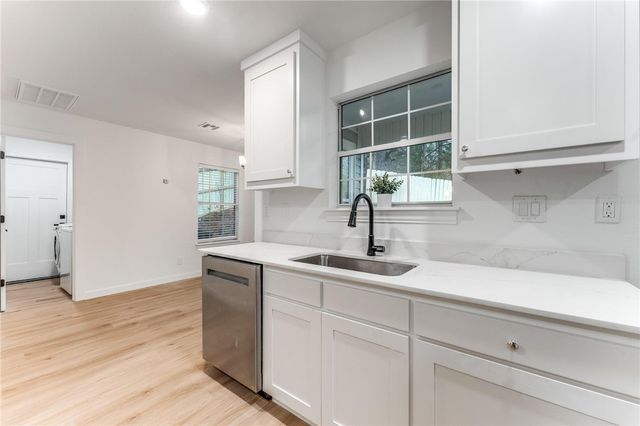 10286 N Highway 265, Fayetteville, AR 72701
