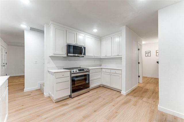 10286 N Highway 265, Fayetteville, AR 72701