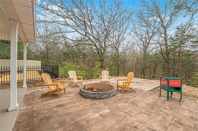 10286 N Highway 265, Fayetteville, AR 72701