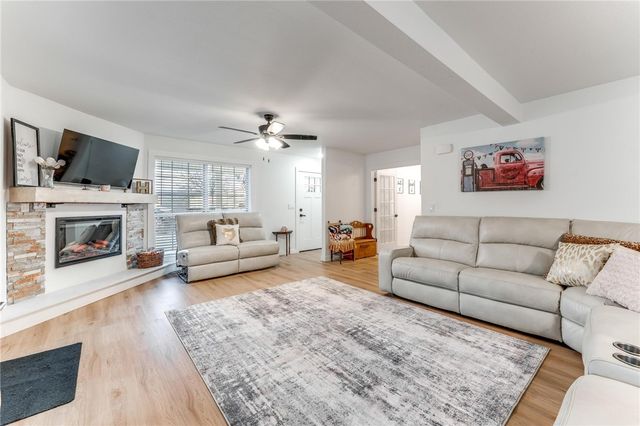10286 N Highway 265, Fayetteville, AR 72701