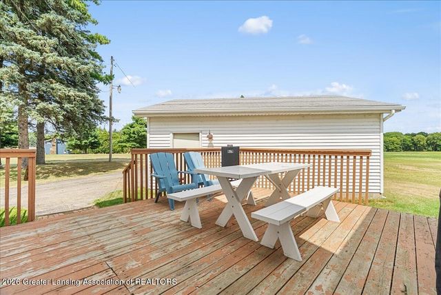 13696 N River Highway, Grand Ledge, MI 48837